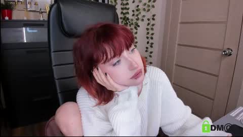 Snapshot of elizanik chatting on 06/26/26, 09:52 Eliza online show from 06/26/26, 09:52