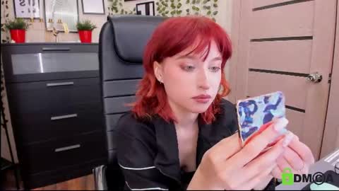 Snapshot of elizanik chatting on 07/23/26, 11:24 Eliza online show from 07/23/26, 11:24