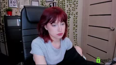 Snapshot of elizanik chatting on 08/04/26, 10:56 Eliza online show from 08/04/26, 10:56