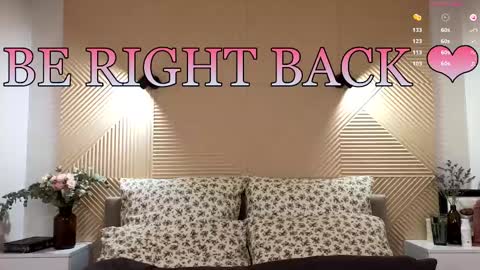 Snapshot of elizavetta_miller chatting on 02/19/25, 04:22 Lisa  online show from 02/19/25, 04:22