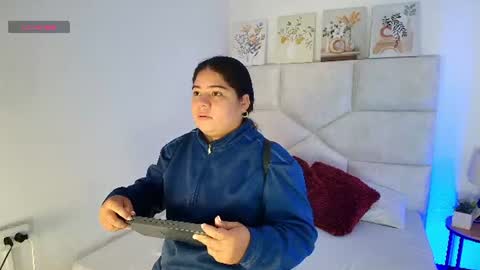 Snapshot of elizawiliamst chatting on 07/10/26, 11:46 Eliza online show from 07/10/26, 11:46