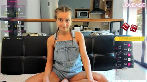 Eliz                               online show from 09/30/25, 10:20