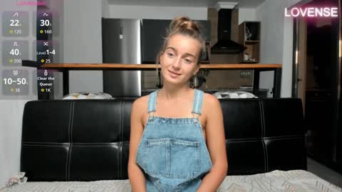 Eliz                               online show from 11/04/25, 04:39