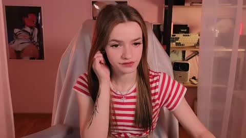 elizzza_ online show from 04/28/26, 05:12