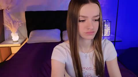 elizzza_ online show from 06/02/26, 05:09
