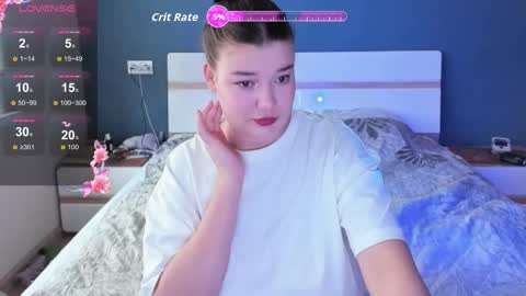 Lina online show from 11/19/25, 07:30