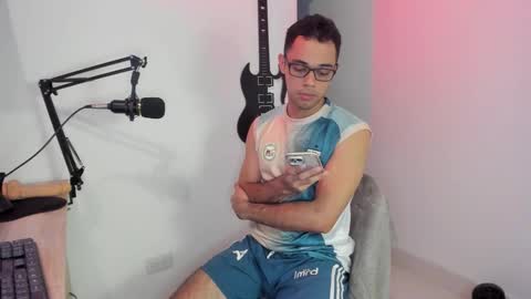 Snapshot of elkin_clark chatting on 02/25/26, 04:38 Elkin Clark online show from 02/25/26, 04:38