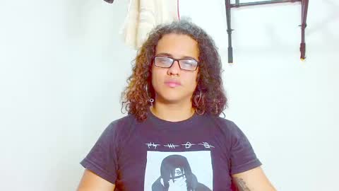 Diana online show from 02/05/25, 06:48