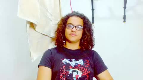 Diana online show from 02/08/25, 04:14