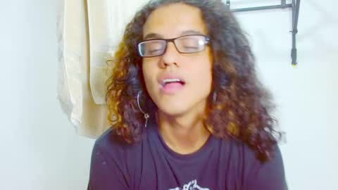 Diana online show from 02/09/25, 03:34