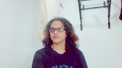 Diana online show from 03/11/25, 12:17