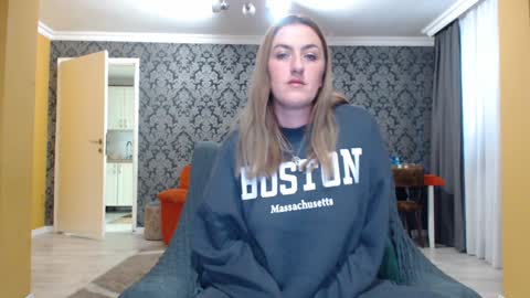 Ella  Max online show from 01/14/25, 08:20