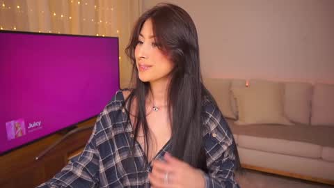 ELLA OWEN online show from 02/06/25, 02:48