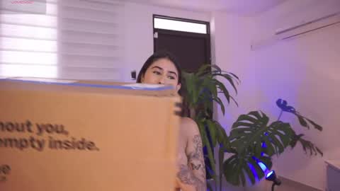 ELLA OWEN online show from 05/12/26, 03:20
