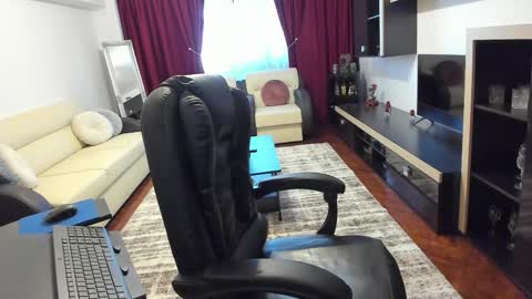 Ella online show from 03/07/26, 11:07