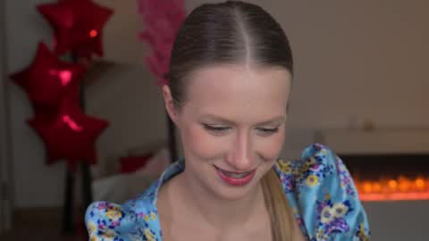 Ella online show from 03/08/26, 07:06