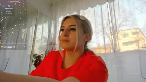 ella_vee online show from 03/16/26, 05:55