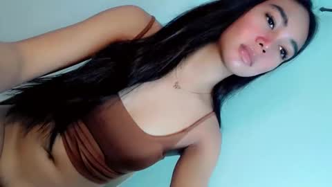 ella_walkerxxx online show from 05/25/26, 04:29