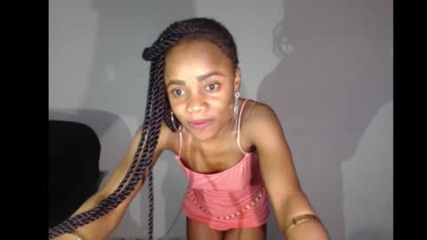 ella online show from 09/29/25, 06:07