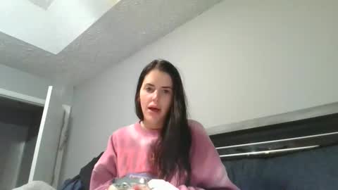 Ella online show from 12/04/24, 01:20