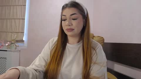 Ella online show from 04/06/26, 04:46