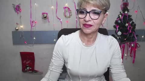 EllaBonito online show from 01/06/25, 03:40