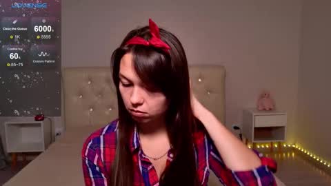 ellacanny online show from 10/21/25, 05:52