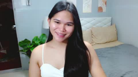 Snapshot of ellaford chatting on 07/18/26, 10:46 EllaFord online show from 07/18/26, 10:46