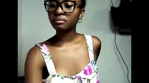 ellah245 online show from 03/09/26, 10:58