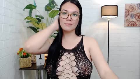 CINDERELLA online show from 02/04/26, 01:44