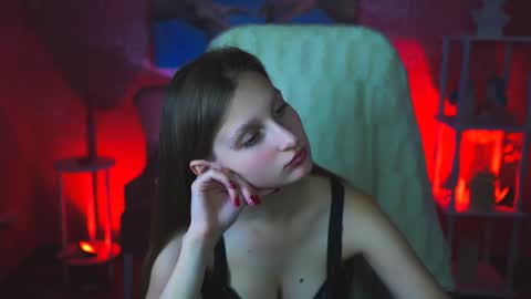 Ella online show from 12/03/24, 12:49