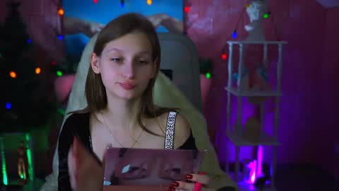 Ella online show from 12/30/24, 06:53