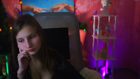 Ella online show from 01/03/25, 02:51