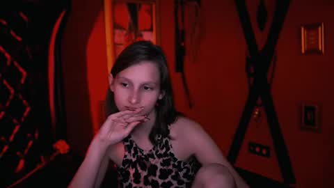 Ella online show from 10/04/25, 12:36