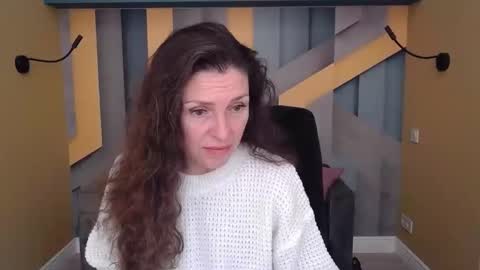 EllaLongs online show from 11/10/25, 12:48