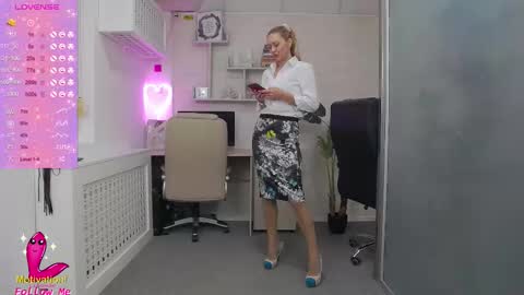            online show from 09/10/25, 04:07