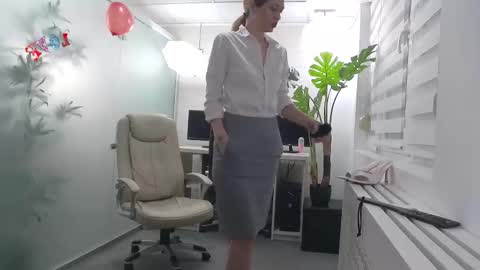            online show from 02/16/26, 12:56