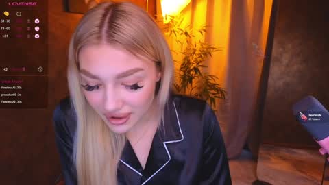 ellamilla online show from 01/14/25, 12:45