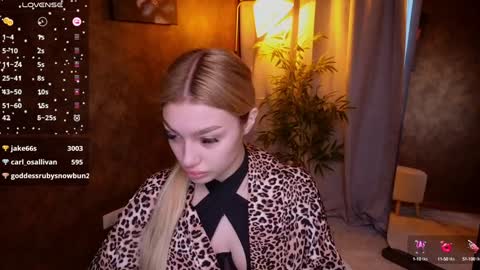 ellamilla online show from 01/22/25, 05:48