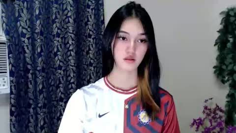 Snapshot of ellamiller69 chatting on 09/12/25, 08:20 ELLA online show from 09/12/25, 08:20