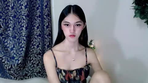 Snapshot of ellamiller69 chatting on 10/17/25, 09:28 ELLA online show from 10/17/25, 09:28