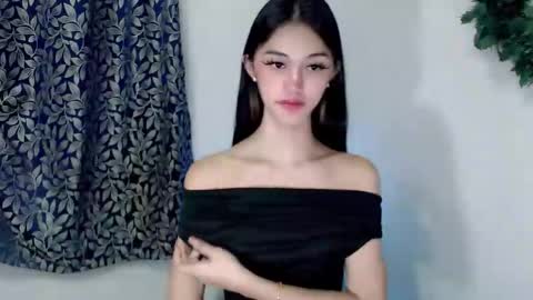 Snapshot of ellamiller69 chatting on 10/26/25, 08:59 ELLA online show from 10/26/25, 08:59