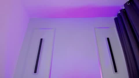 Ella online show from 11/11/25, 12:16