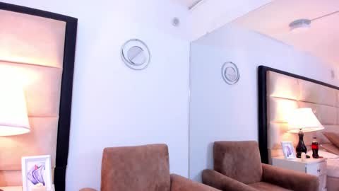 Ella Sanders online show from 03/05/26, 11:34