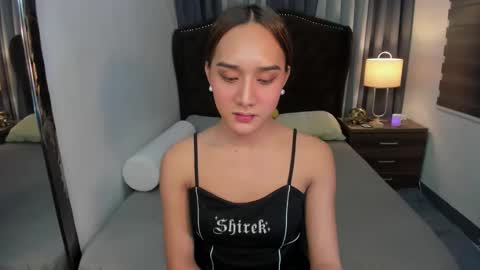 Snapshot of ellats_18 chatting on 02/11/25, 03:29 Sophia online show from 02/11/25, 03:29