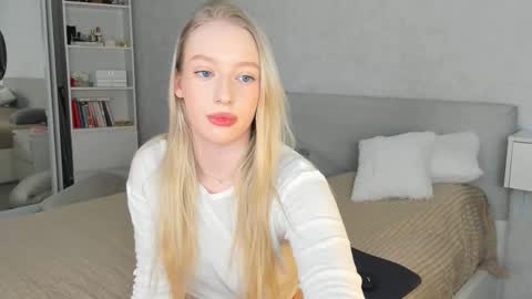 elldiana online show from 03/01/26, 03:19