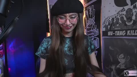 follow me on instagram .    online show from 01/31/25, 04:36