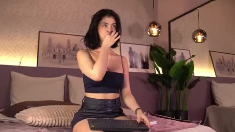 Elle Diane online show from 02/09/25, 05:50