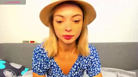 ellen_flow online show from 10/04/25, 12:25