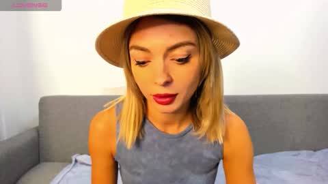 ellen_flow online show from 10/09/25, 09:57